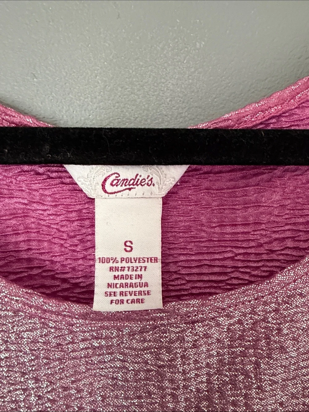 Candie's Women’s Y2K 90s Shimmery Pink Short Sleeve‎ Scoop Neck Top size Small